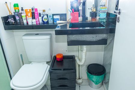 Apartamento à venda com 36m², 2 quartos e sem vaga Apartamento à venda com 36m², 2 quartos e sem vagaBanheiro