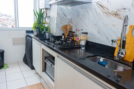 Apartamento à venda com 36m², 2 quartos e sem vaga Apartamento à venda com 36m², 2 quartos e sem vagaCozinha e Área de Serviço