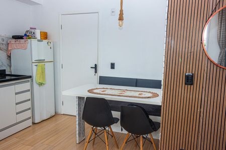 Sala de apartamento para alugar com 2 quartos, 36m² em Vila Baby, São Paulo