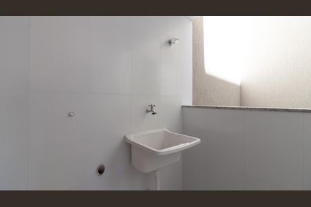 Apartamento à venda com 38m², 2 quartos e sem vaga Apartamento à venda com 38m², 2 quartos e sem vagaÁrea de Serviço