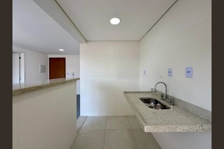Apartamento à venda com 46m², 1 quarto e sem vagaCozinha 