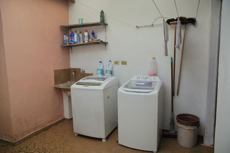 Casa à venda com 116m², 2 quartos e 1 vagaÁrea de Serviço