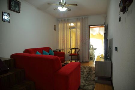 Casa à venda com 116m², 2 quartos e 1 vagaSala