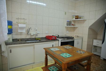 Casa à venda com 116m², 2 quartos e 1 vagaCozinha 