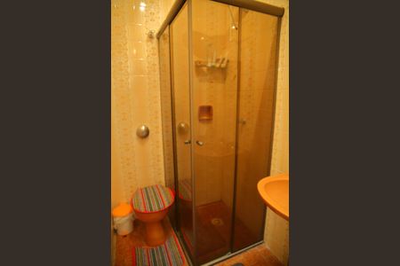 Casa à venda com 116m², 2 quartos e 1 vagaBanheiro 