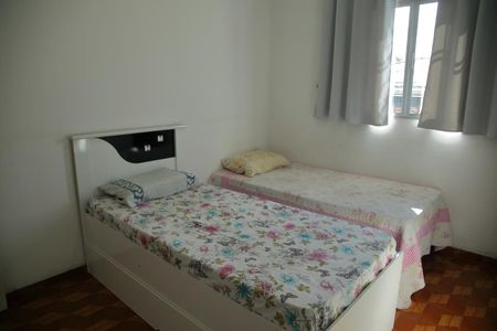 Casa à venda com 116m², 2 quartos e 1 vagaQuarto 2