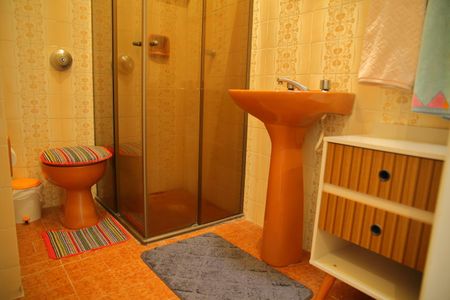 Casa à venda com 116m², 2 quartos e 1 vagaBanheiro 