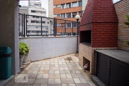 Studio à venda com 31m², 1 quarto e 1 vaga Studio à venda com 31m², 1 quarto e 1 vagaÁrea comum - Churrasqueira