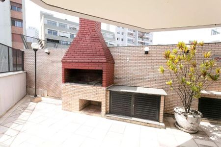 Studio à venda com 31m², 1 quarto e 1 vaga Studio à venda com 31m², 1 quarto e 1 vagaÁrea comum - Churrasqueira