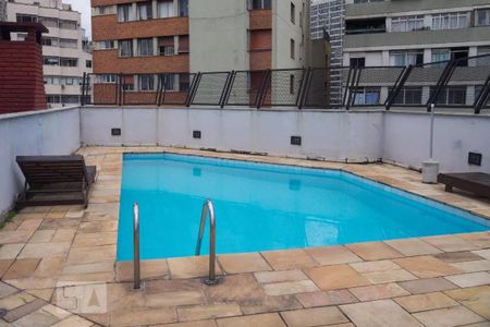 Studio à venda com 31m², 1 quarto e 1 vaga Studio à venda com 31m², 1 quarto e 1 vagaÁrea comum - Piscina