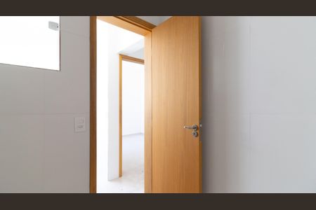 Apartamento à venda com 38m², 2 quartos e sem vaga Apartamento à venda com 38m², 2 quartos e sem vagaBanheiro