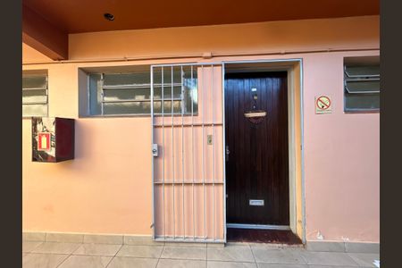 Apartamento à venda com 45m², 1 quarto e sem vaga Apartamento à venda com 45m², 1 quarto e sem vagaFachada