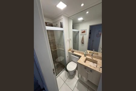 Apartamento para alugar com 58m², 2 quartos e 1 vaga Apartamento para alugar com 58m², 2 quartos e 1 vagaBanheiro da Suíte