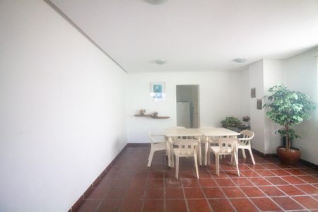 Apartamento para alugar com 46m², 1 quarto e 1 vagaÁrea comum - Salão de Festas