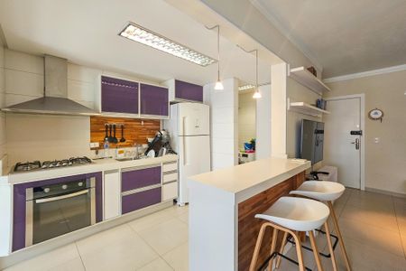 Apartamento para alugar com 77m², 2 quartos e 2 vagas Apartamento para alugar com 77m², 2 quartos e 2 vagasCozinha