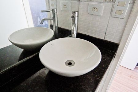 Apartamento para alugar com 100m², 3 quartos e 2 vagasBanheiro