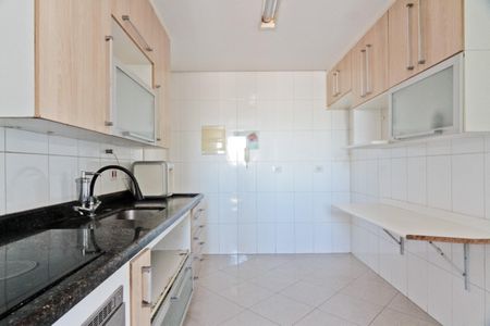Apartamento para alugar com 100m², 3 quartos e 2 vagasCozinha