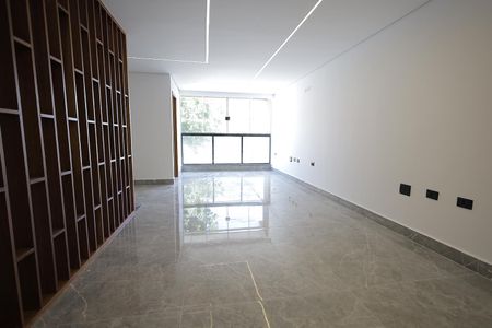 Casa à venda com 3 quartos, 142m² em Parque das Nações, Santo André