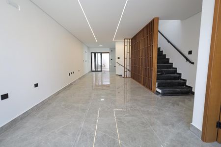 Casa à venda com 3 quartos, 142m² em Parque das Nações, Santo André