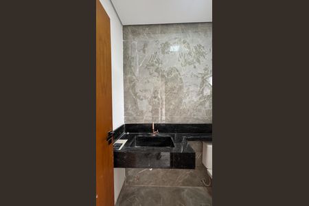 Casa à venda com 142m², 3 quartos e 4 vagas Casa à venda com 142m², 3 quartos e 4 vagasLavabo