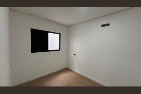 Casa à venda com 142m², 3 quartos e 4 vagas Casa à venda com 142m², 3 quartos e 4 vagasQuarto 2