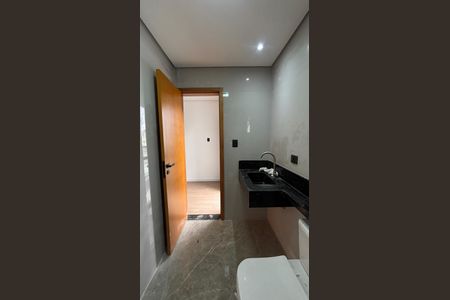 Casa à venda com 142m², 3 quartos e 4 vagas Casa à venda com 142m², 3 quartos e 4 vagasBanheiro da Suíte