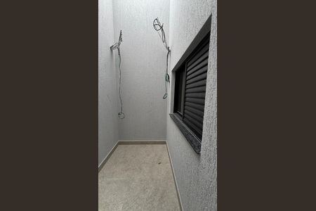 Casa à venda com 142m², 3 quartos e 4 vagas Casa à venda com 142m², 3 quartos e 4 vagasJardim de Inverno