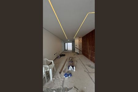 Casa à venda com 142m², 3 quartos e 4 vagas Casa à venda com 142m², 3 quartos e 4 vagasSala - Sala de Jantar