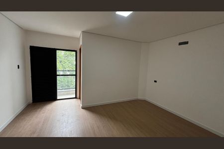 Casa à venda com 142m², 3 quartos e 4 vagas Casa à venda com 142m², 3 quartos e 4 vagasSuite