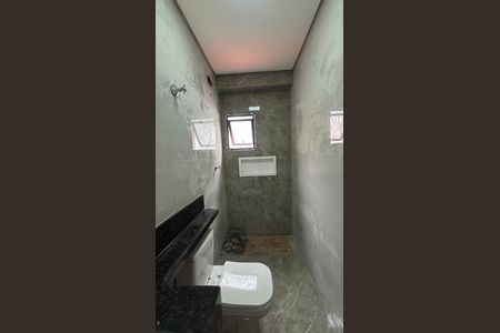 Casa à venda com 142m², 3 quartos e 4 vagas Casa à venda com 142m², 3 quartos e 4 vagasBanheiro