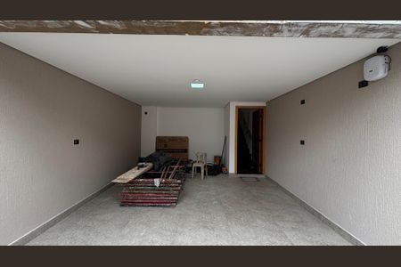 Casa à venda com 142m², 3 quartos e 4 vagas Casa à venda com 142m², 3 quartos e 4 vagasGaragem