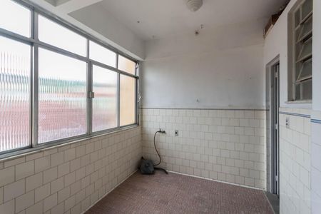 Apartamento à venda com 119m², 3 quartos e 1 vagaÁrea de Serviço