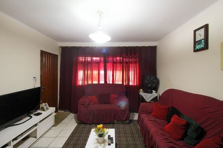 Casa à venda com 130m², 2 quartos e 2 vagasSala