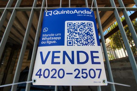 Casa à venda com 130m², 2 quartos e 2 vagasFachada