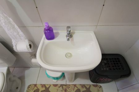 Casa à venda com 130m², 2 quartos e 2 vagasBanheiro