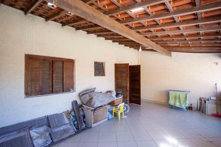 Casa para alugar com 252m², 3 quartos e 2 vagasVaranda