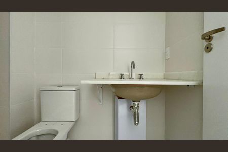 Casa de condomínio à venda com 26m², 1 quarto e sem vagaBanheiro