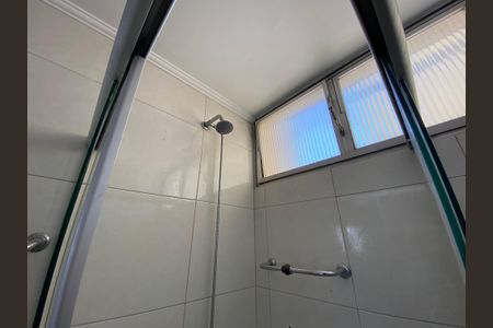 Apartamento para alugar com 140m², 2 quartos e 2 vagas Apartamento para alugar com 140m², 2 quartos e 2 vagasBanheiro da Suíte