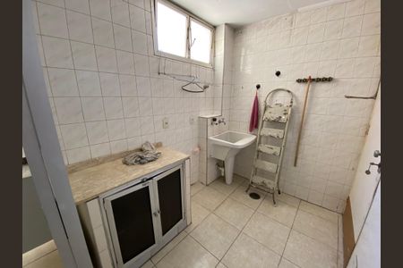 Apartamento para alugar com 140m², 2 quartos e 2 vagas Apartamento para alugar com 140m², 2 quartos e 2 vagasLavanderia