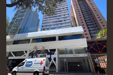 Apartamento para alugar com 140m², 2 quartos e 2 vagas Apartamento para alugar com 140m², 2 quartos e 2 vagasFachada