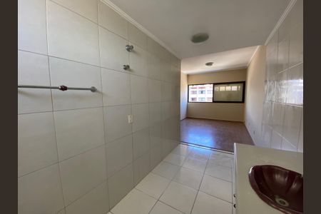 Apartamento para alugar com 140m², 2 quartos e 2 vagas Apartamento para alugar com 140m², 2 quartos e 2 vagasBanheiro da Suíte