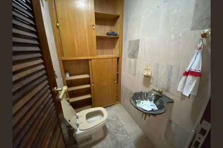 Apartamento para alugar com 140m², 2 quartos e 2 vagas Apartamento para alugar com 140m², 2 quartos e 2 vagasLavabo