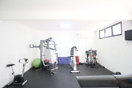 Apartamento à venda com 140m², 3 quartos e 3 vagasÁrea comum - Academia