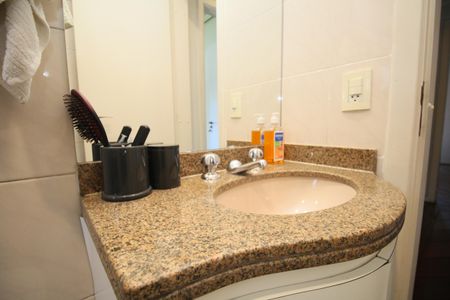 Apartamento à venda com 140m², 3 quartos e 3 vagasBanheiro Social