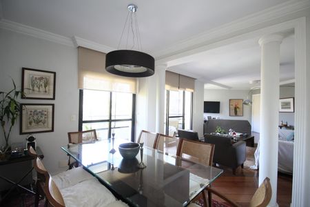 Apartamento à venda com 140m², 3 quartos e 3 vagasSala