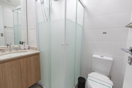 Banheiro Social de kitnet/studio para alugar com 1 quarto, 25m² em Ipiranga, São Paulo