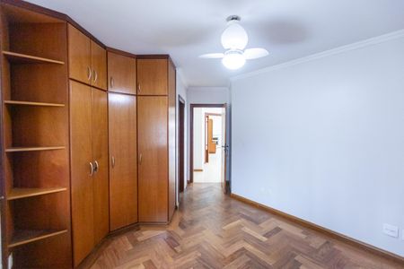 Casa de condomínio para alugar com 710m², 5 quartos e 6 vagasSuíte 1 