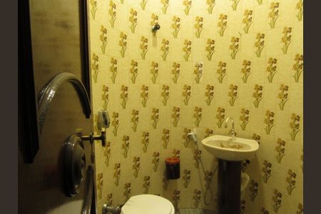 Casa para alugar com 210m², 4 quartos e 2 vagasLavabo