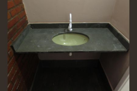 Casa para alugar com 210m², 4 quartos e 2 vagasÁrea externa