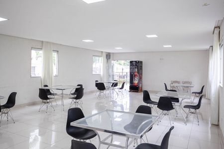 Apartamento para alugar com 48m², 2 quartos e 1 vaga Apartamento para alugar com 48m², 2 quartos e 1 vagaÁrea comum